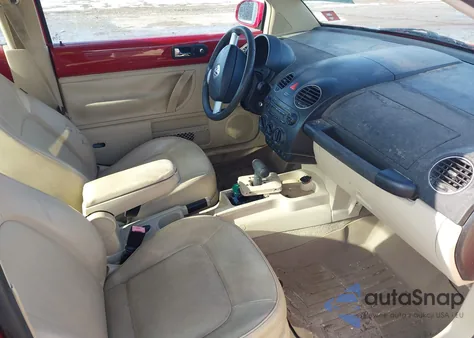 2008 Volkswagen New Beetle S z USA, uszkodzony, nr VIN 3VWRW31C88M510098